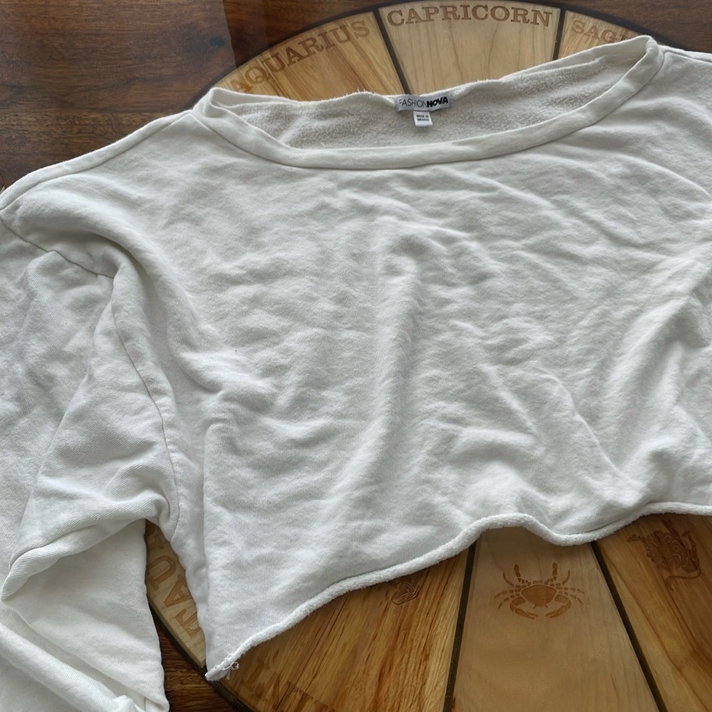 Cropped long sleeve